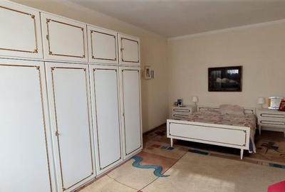 Casă cu 6 camere cu Teren 265 Mp în Central - 4