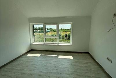 Casă cu Teren 450 Mp în Central - 4