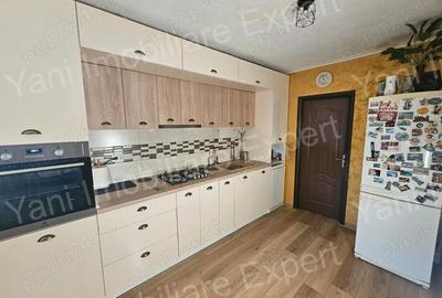 Casă cu 4 camere cu Teren 397 Mp în Central - 16