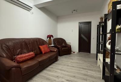 Casă individuală cu 8 camere cu Canalizare în Apărătorii Patriei - 11