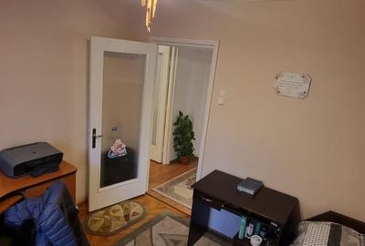 Apartament cu 4 camere semidecomandat, mobilat în Central - 7