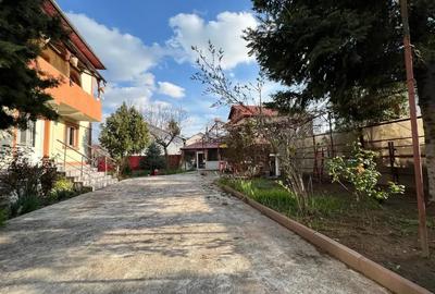 Casa spatioasa, curte generoasa, zona linistita !!! - 2