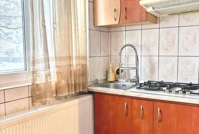 Apartament cu 4 camere, decomandat, spatios, 2 bai, Sanmartin - 2
