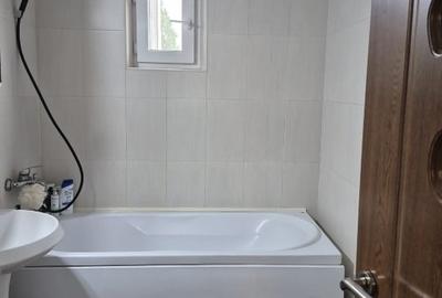 Apartament cu 3 camere decomandat în Nicolina - 4