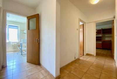 Apartament cu 2 camere decomandat în Sălăjan - 9
