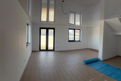 Duplex cu 4 camere cu Teren 220 Mp în Tărlungeni - 2