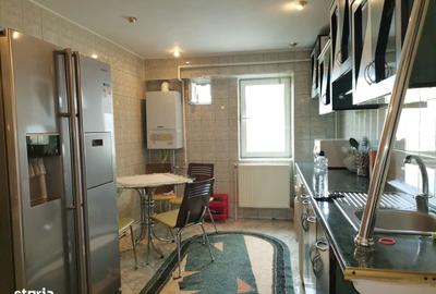 Apartament cu 3 camere decomandat în Central - 1