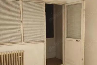 Vanzare Apartament 3 Camere Drumul Taberei 118000 E - 1