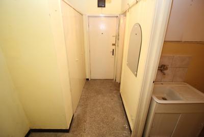 Garsonieră decomandată în Titan - 4