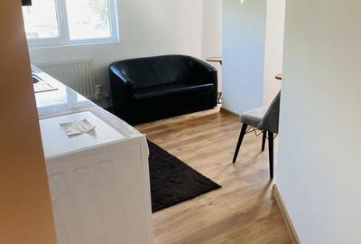 Apartament cu 2 camere decomandat în Central - 4