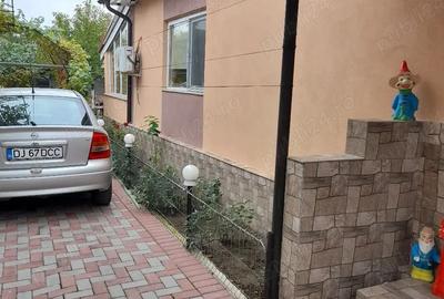 Casă cu Teren 800 Mp în Milești - 3