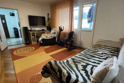 Apartament cu 3 camere decomandat în Gheorghe Lazăr - 10