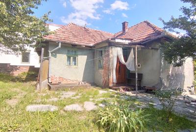 Casă individuală cu 2 camere cu Canalizare în Dâmbul Rotund - 3