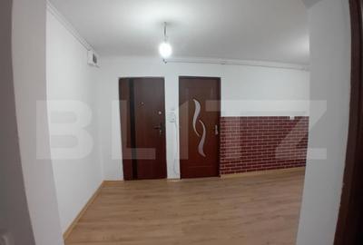 Apartament renovat cu 2 camere decomandate ?i garaj in Dum - 17