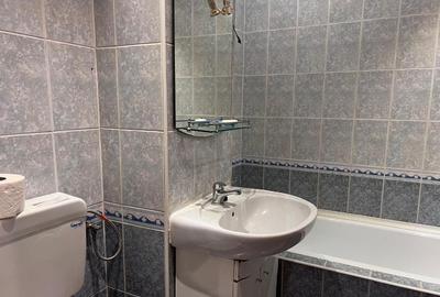 Apartament 2 camere,etaj 1 Bulevardul Decebal - 1