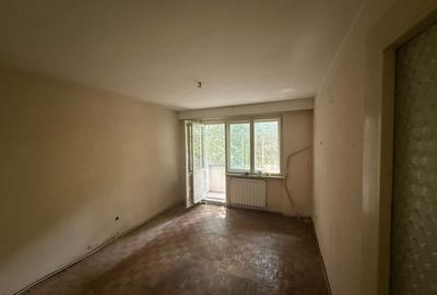 Apartament spatios cu 4 camere, etaj 1 - decomandat, zona Sasar - 14