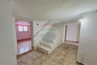 Casă cu 7 camere cu Teren 300 Mp în Gării - 2