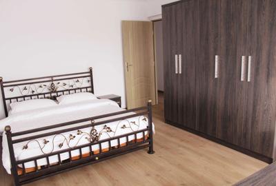 Apartament cu 3 camere decomandat în Sud - 3