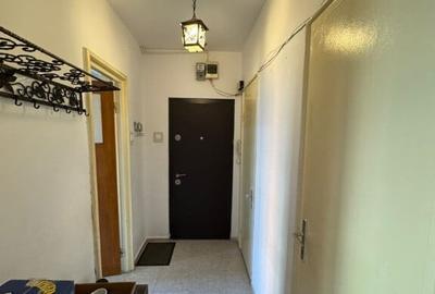 Apartament cu 3 camere decomandat în Dristor - 2