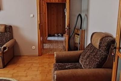 Apartament 3 camere, etajul 1/4, Radauti - 1