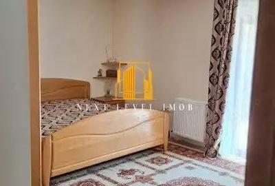 Casă cu 5 camere cu Teren 1304 Mp în Central - 4