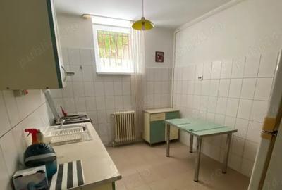 Inchiriez ap 3 camere, mobilat,in vila,demisol inalt zona Floreasca