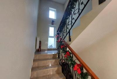 Casă cu Teren 1700 Mp în Unirii