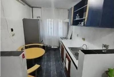 Apartament cu 2 camere semidecomandat, mobilat în Girocului