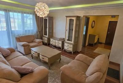 Apartament cu 3 camere decomandat în Cetate - 1