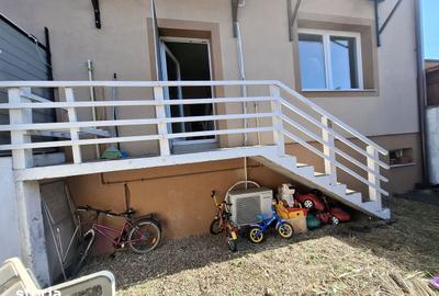 Apartament cu 2 camere decomandat în Bujac - 2