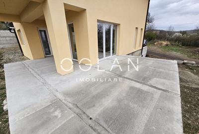 Casa/vila de inchiriat - 4