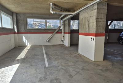 Apartament cu 2 camere decomandat, mobilat în Tractorul - 23