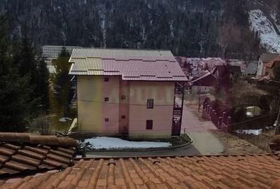 Duplex cu 4 camere cu Canalizare în Central - 32