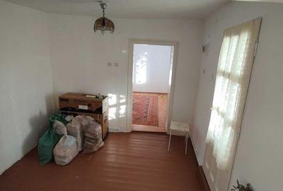 Casă cu 4 camere cu Teren 84 Mp în Podenii Noi - 7