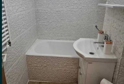 Garsoniera,Titan,Minis,bl.1985,Amenajata,mobilata,Libera - 4