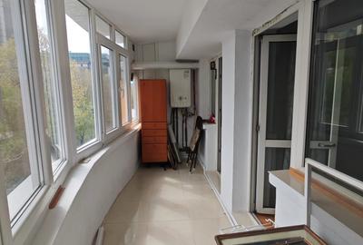Apartament cu 3 camere decomandat, mobilat în P-ța Unirii - 11
