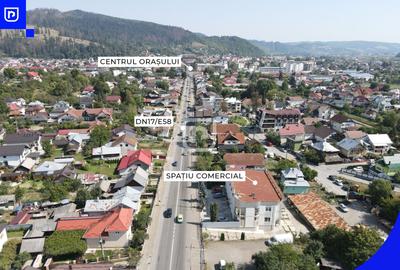 Spațiu comercial, de 1,000 mp, în Central - 1