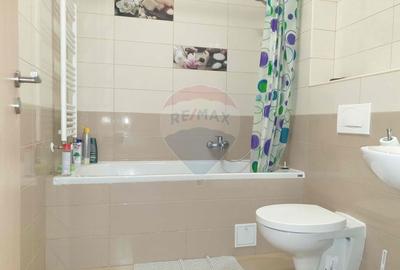 Inchiriez apartament 2 camere, in Tractorul, str George Bacovia - 3