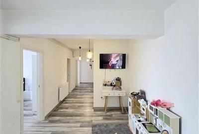 Apartament cu 3 camere decomandat, mobilat în Palazu Mare - 5