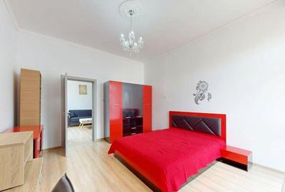 Apartament 3 camere deosebit 115 mp P-ta Sf. Vineri Comis...