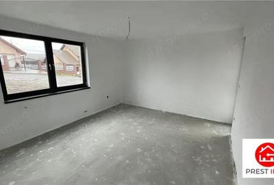 Apartament cu 3 camere în Criș - 5