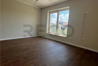 Casă cu 4 camere cu Teren 440 Mp în Nufărul - 6