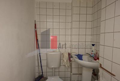 URGENT!, Gara de Est, COMPLEX COMERCIAL, TRAFIC PIETONAL,... - 34