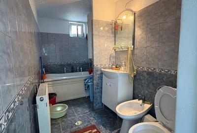 Casă cu 3 camere cu Teren 260 Mp în Brătianu - 10