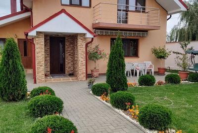 Casă cu 4 camere cu Teren 362 Mp în Malu Mare - 7