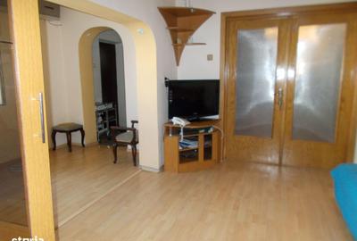 Casă cu 5 camere cu Teren 70 Mp în Central - 14