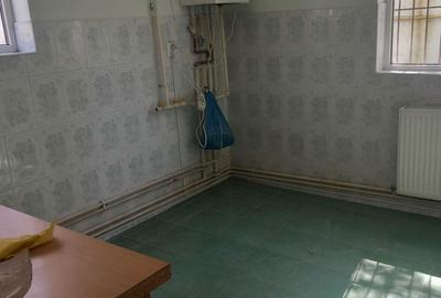 Casă cu 4 camere cu Teren 1500 Mp în Vatra Luminoasă - 2