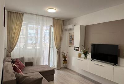 Apartament cu 2 camere decomandat în Apărătorii Patriei