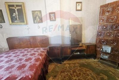 Casă cu 4 camere cu Teren 346 Mp în Central - 6