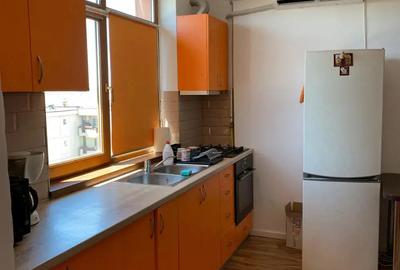 Inchiriez apartament 3 camere - 2